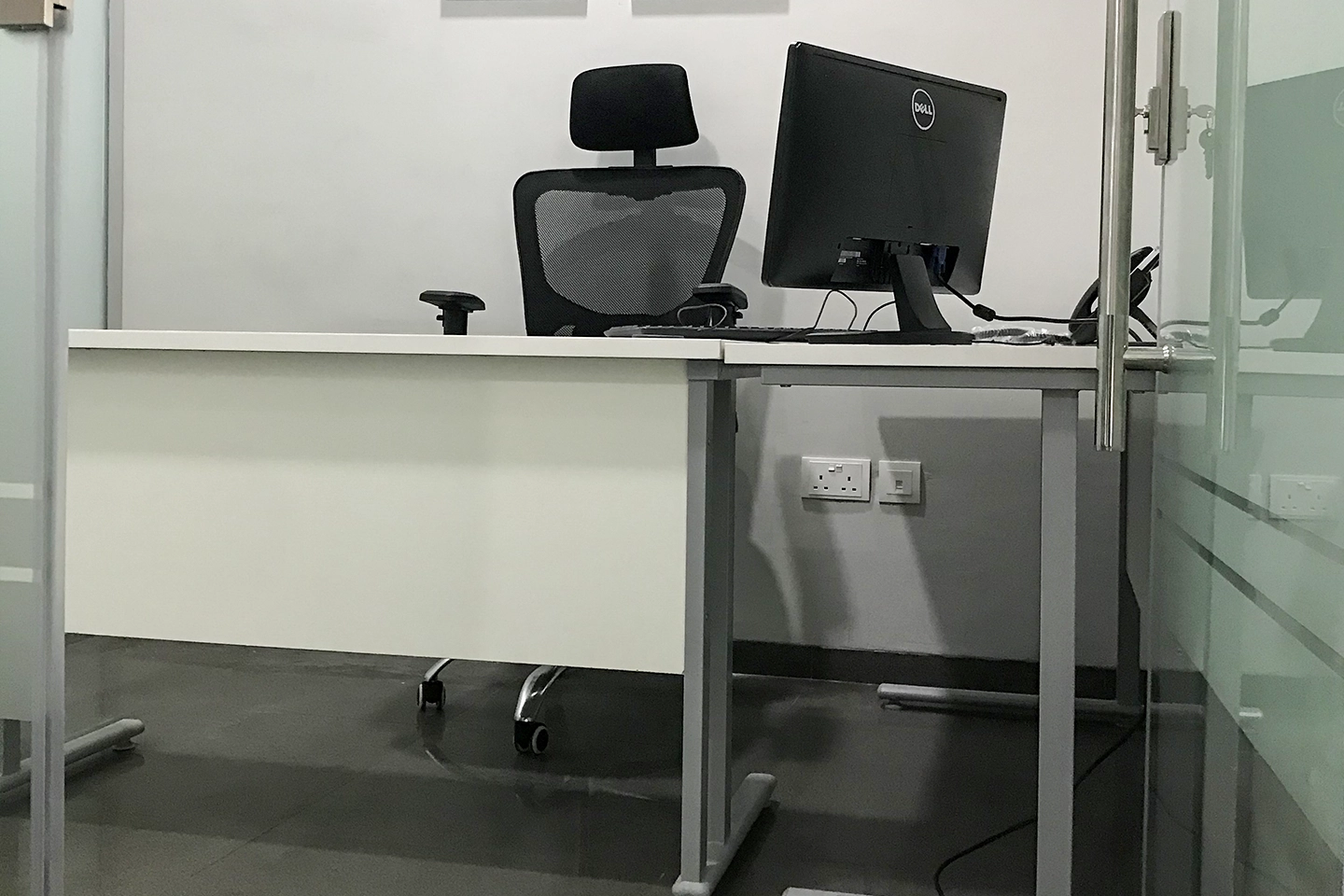 Standard Private Office-1