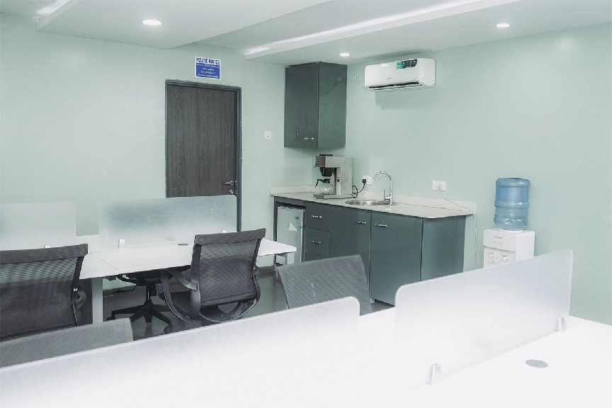 Workstation-4